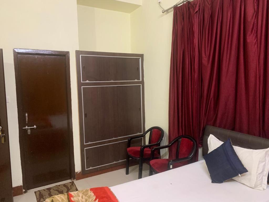 Narendra Guest House Kakarmatha Zewnętrze zdjęcie
