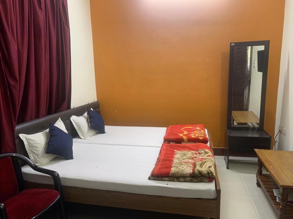 Narendra Guest House Kakarmatha Zewnętrze zdjęcie